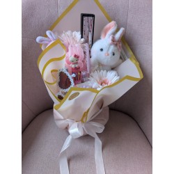 BOUQUET GIRLY